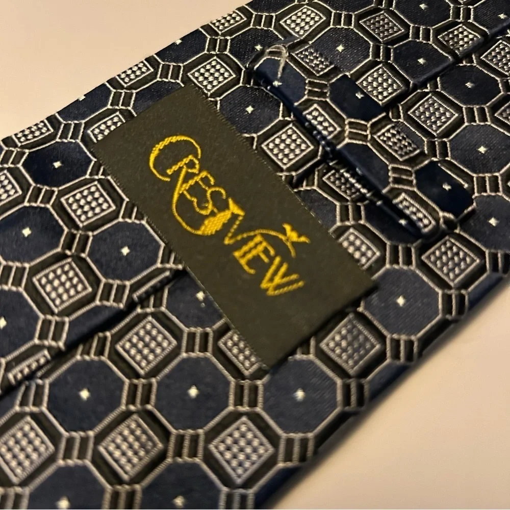 Crestview Silk Navy and Silver Geometric 59” Tie